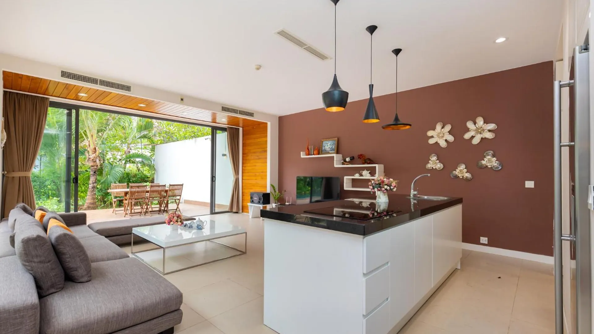 Villa Aria Resort, The Sea By 10-50M,Bien Va Ho Boi Rieng Vung Tau 0*,