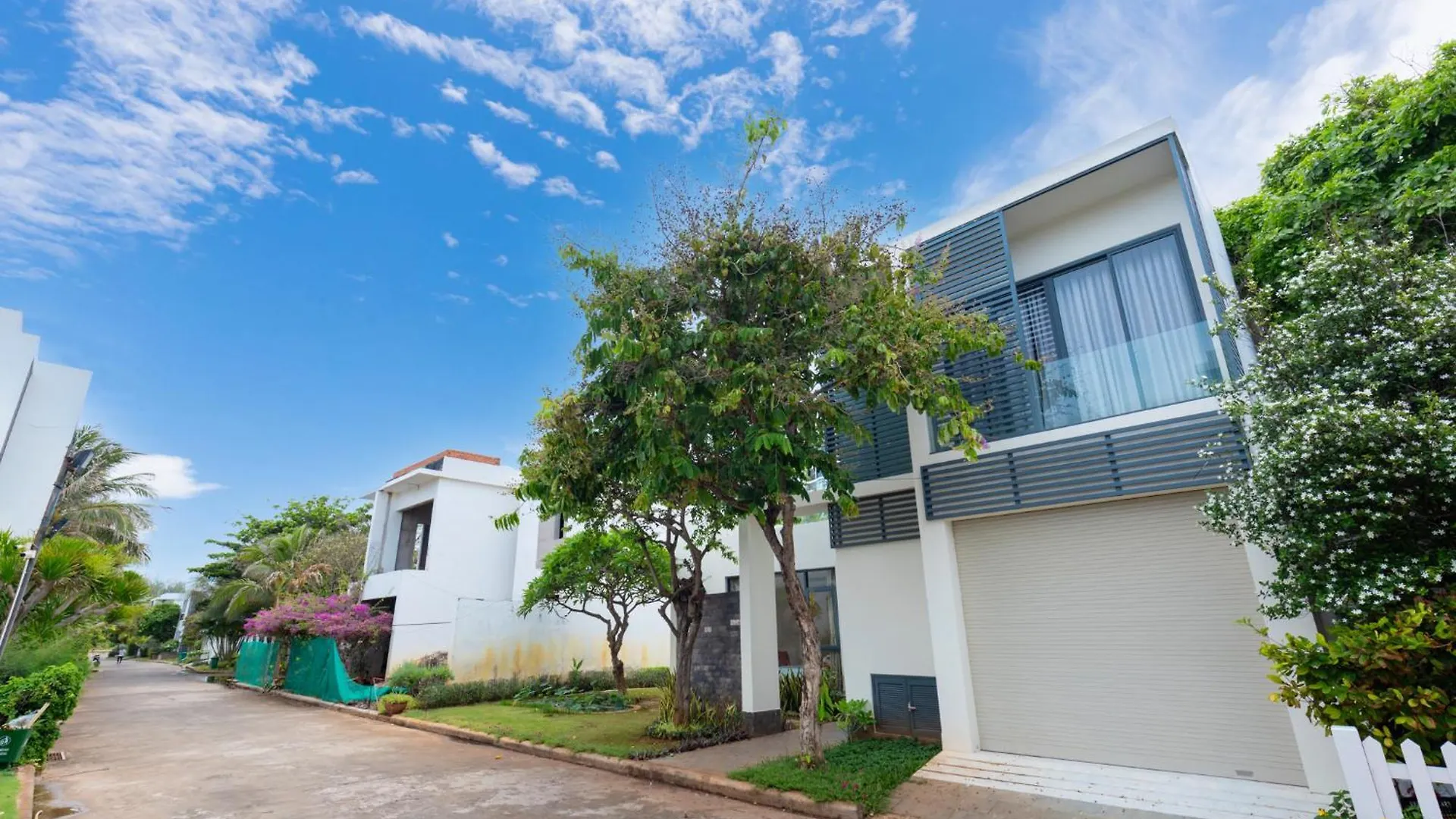 Villa Aria Resort, The Sea By 10-50M,Bien Va Ho Boi Rieng Vung Tau