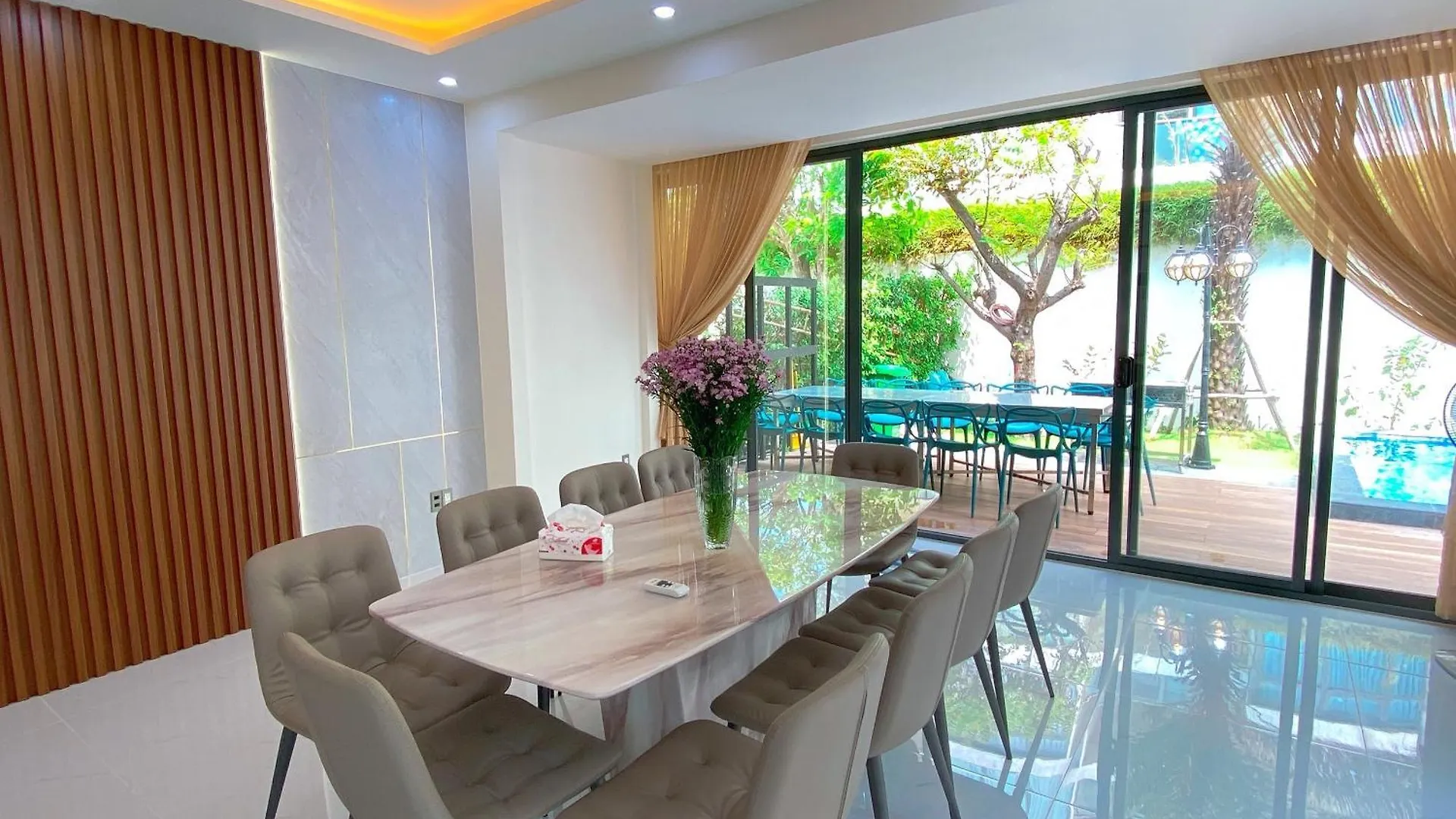 Apartment Villa Aria Resort, The Sea By 10-50M,Bien Va Ho Boi Rieng Vung Tau