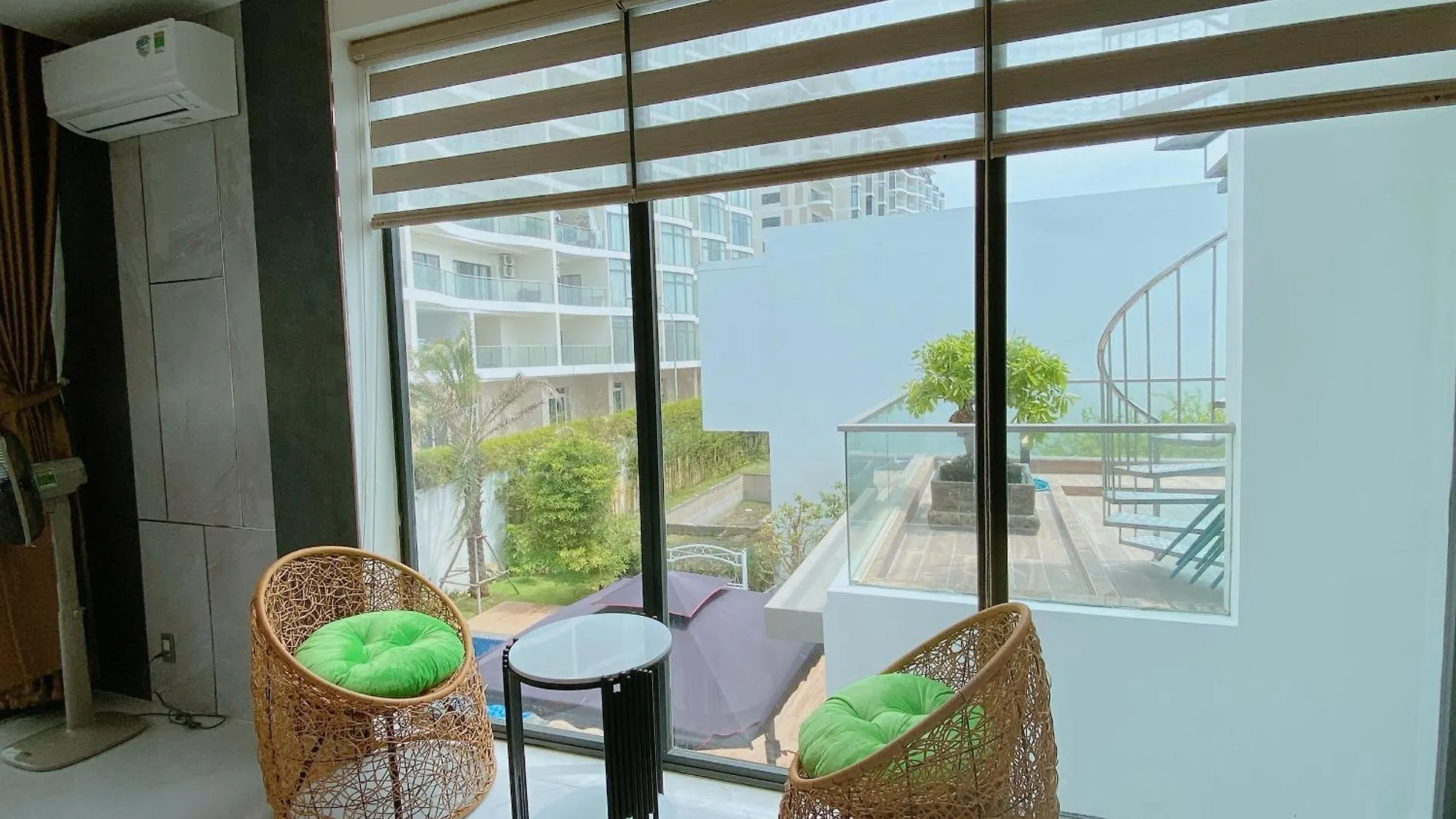 Villa Aria Resort, The Sea By 10-50M,Bien Va Ho Boi Rieng Vung Tau 0*,  Vietnam