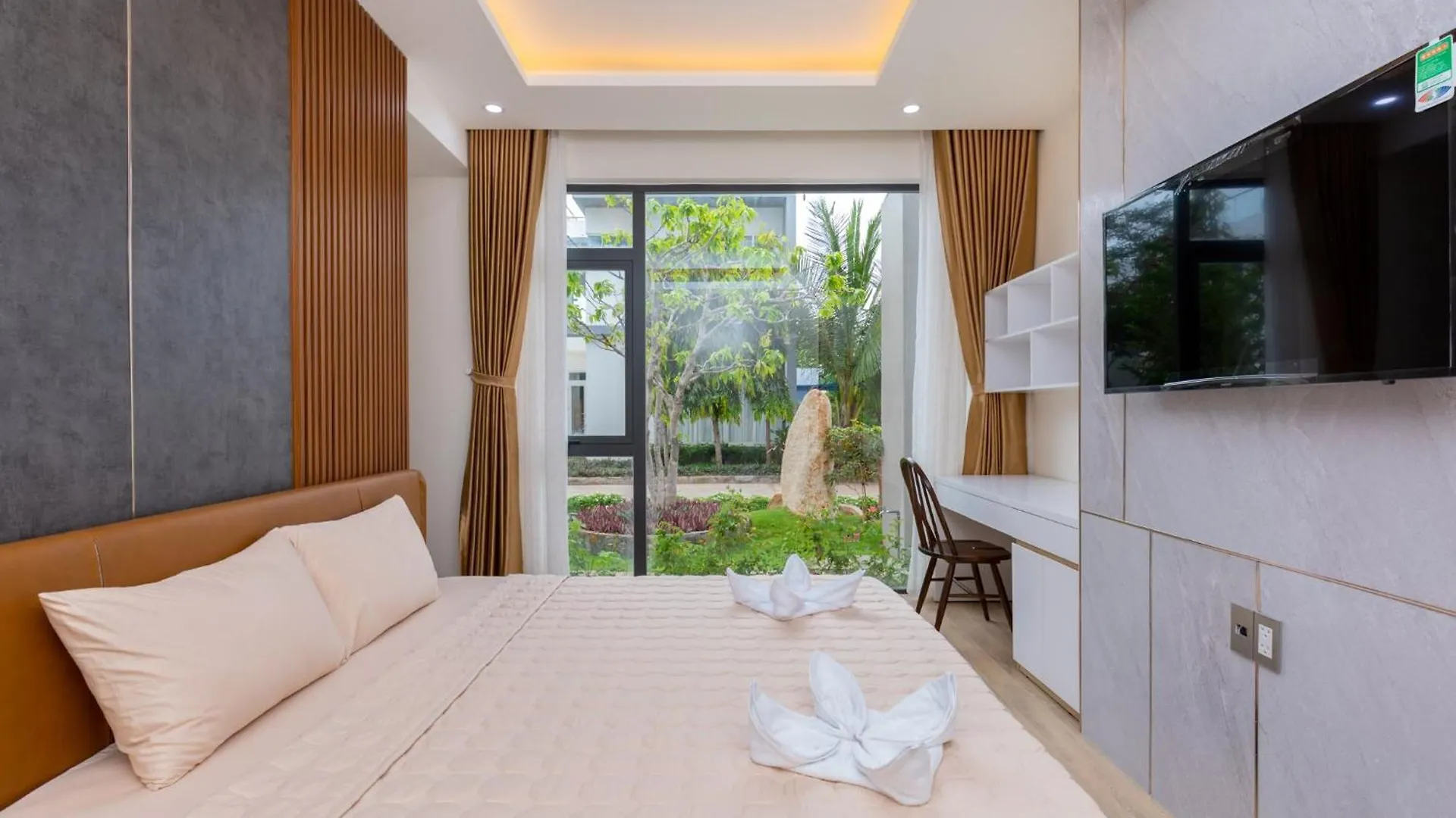 Villa Aria Resort, The Sea By 10-50M,Bien Va Ho Boi Rieng Vung Tau Apartment