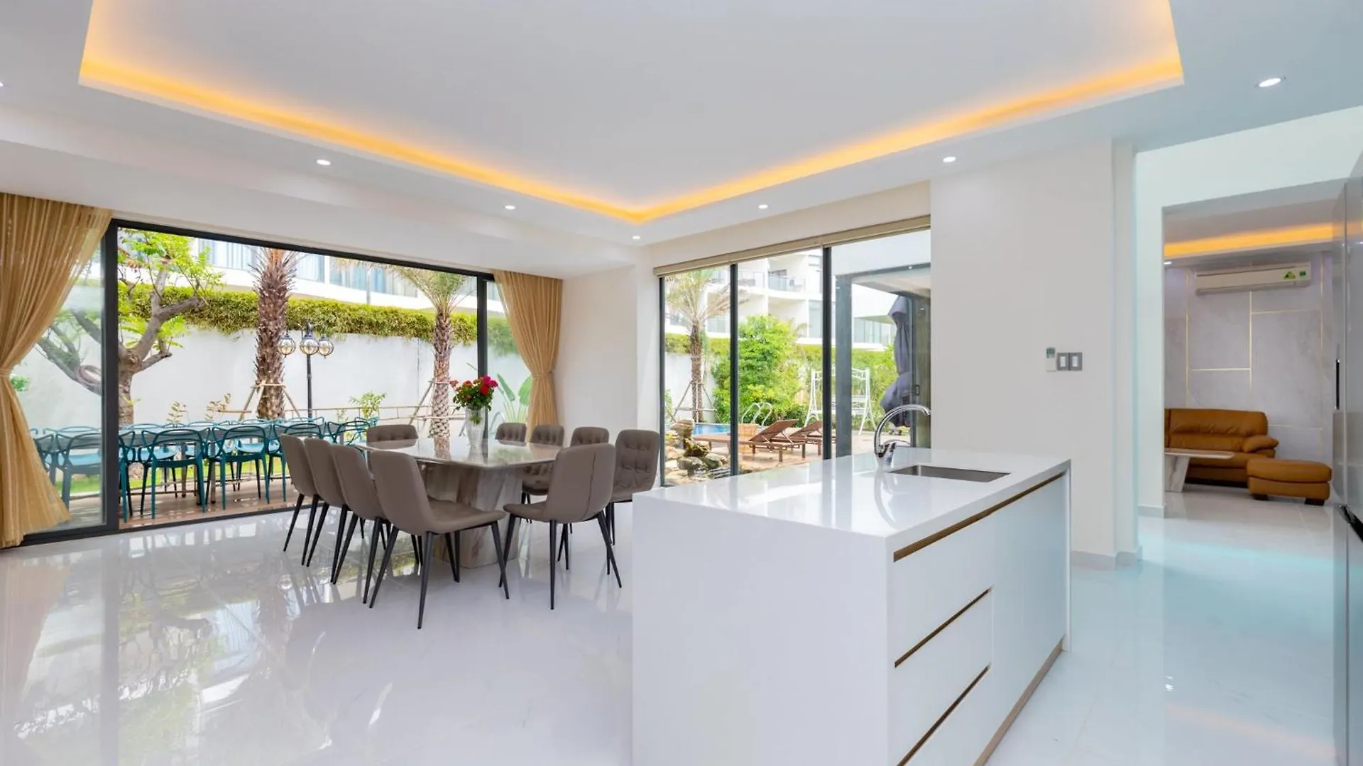 Apartment Villa Aria Resort, The Sea By 10-50M,Bien Va Ho Boi Rieng Vung Tau
